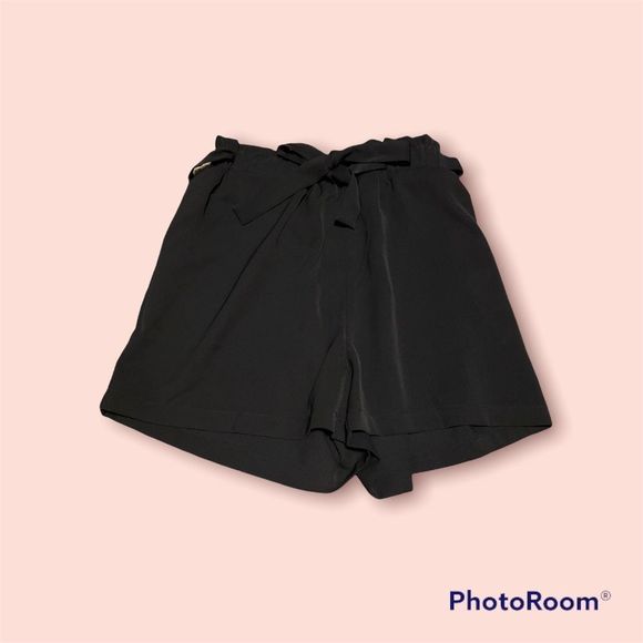 Paper bag shorts - Picture 1 of 4